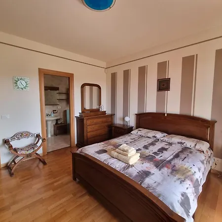 Casa Seme Di Faggio * Miasino